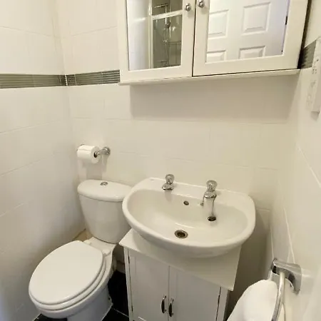 New Super 2 Bedroom Flat In Falkirk Exterior photo